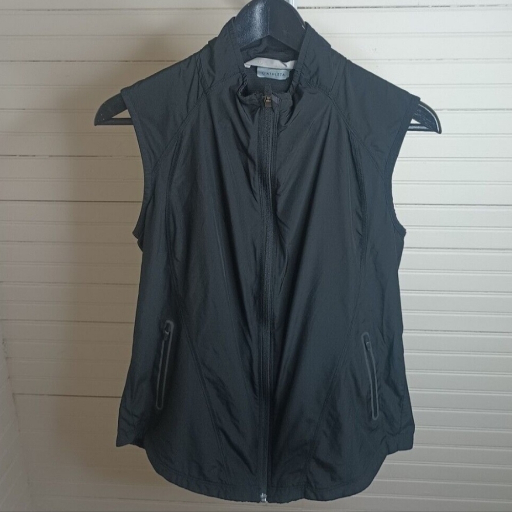 Athleta Vest  Size Large NEW Black Great Zippered Pockets
